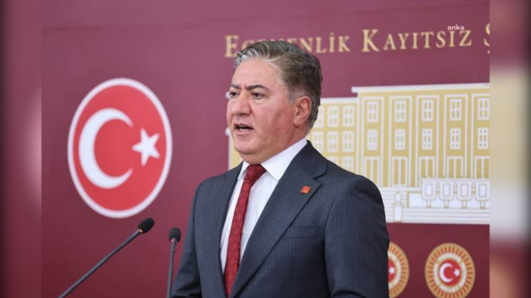 chpden-iktidara-gozaltindaki-gazeteciler-tepkisi-tayyip-erdoganin-cizdigi-yol-planina-gore-bir-yol-temizligi-yapma-gayreti-oldugu-apacik-eu9AqvJX.png