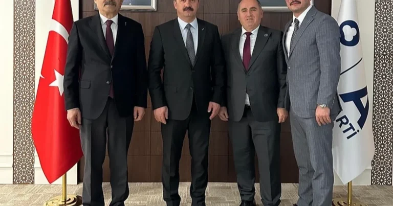 kalafata-anahtar-partide-onemli-gorev-XDnTrYwg.webp
