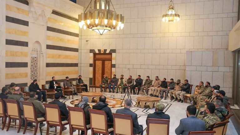 reuters-suriyede-duzenlenecek-ulusal-diyalog-konferansinin-tarihi-henuz-belirlenmedi-5RE1tLGm.jpg