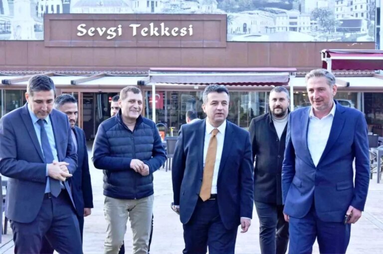tekkekoy-belediye-baskani-candal-yeni-projeleri-inceledi-2GU3Hk4a.jpg