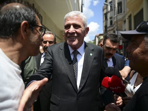 Dervişoğlu: ‘Demokrasi İçin Dikkatli Olmalıyız’