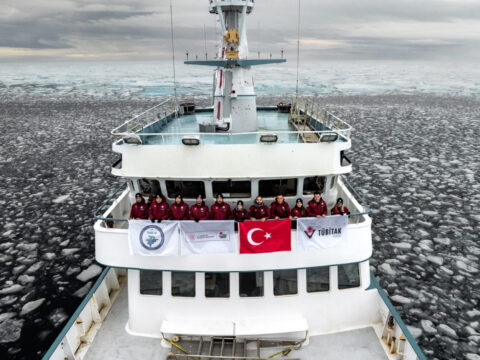 6 ulusal arktik bilimsel arastirma seferindeki turk bilim ekibi kuzey kutbunda nq7SVBvt