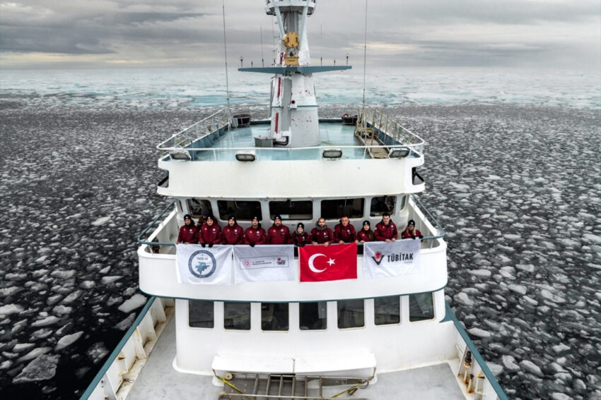6 ulusal arktik bilimsel arastirma seferindeki turk bilim ekibi kuzey kutbunda nq7SVBvt